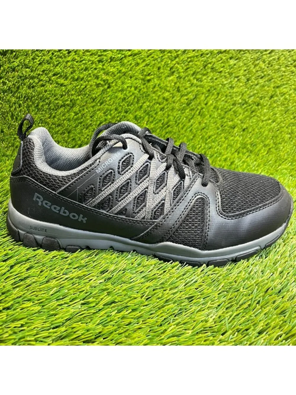 Reebok Sublite Mens Size 9.5 Black Gray ASTM Slip Resistant Work Shoes Sneakers